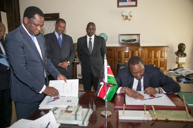 Uhuru Kenyatta signs Computer Misuse and Cybercrimes Bill into law 16 May 2018